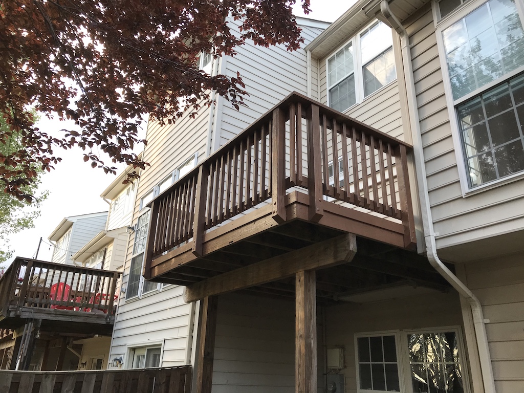 deck services in Dulles, VA