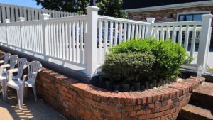 Deck with a proper height.