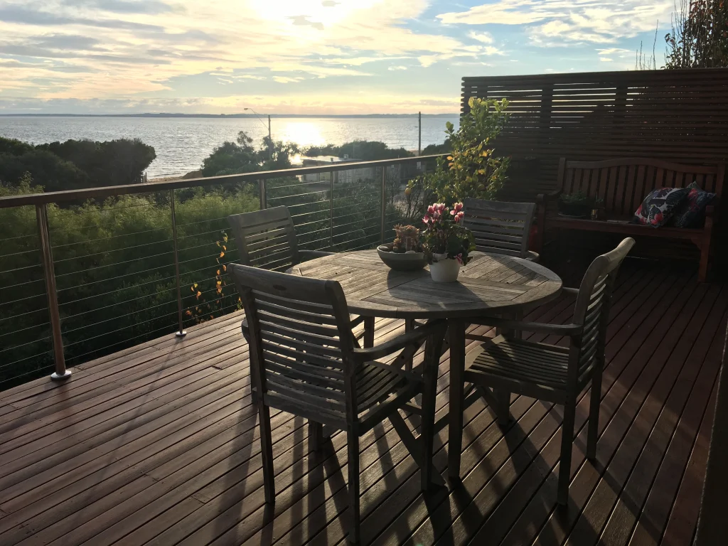 Cable vs. Composite vs. Aluminum Deck Railings: Which Is Best?
